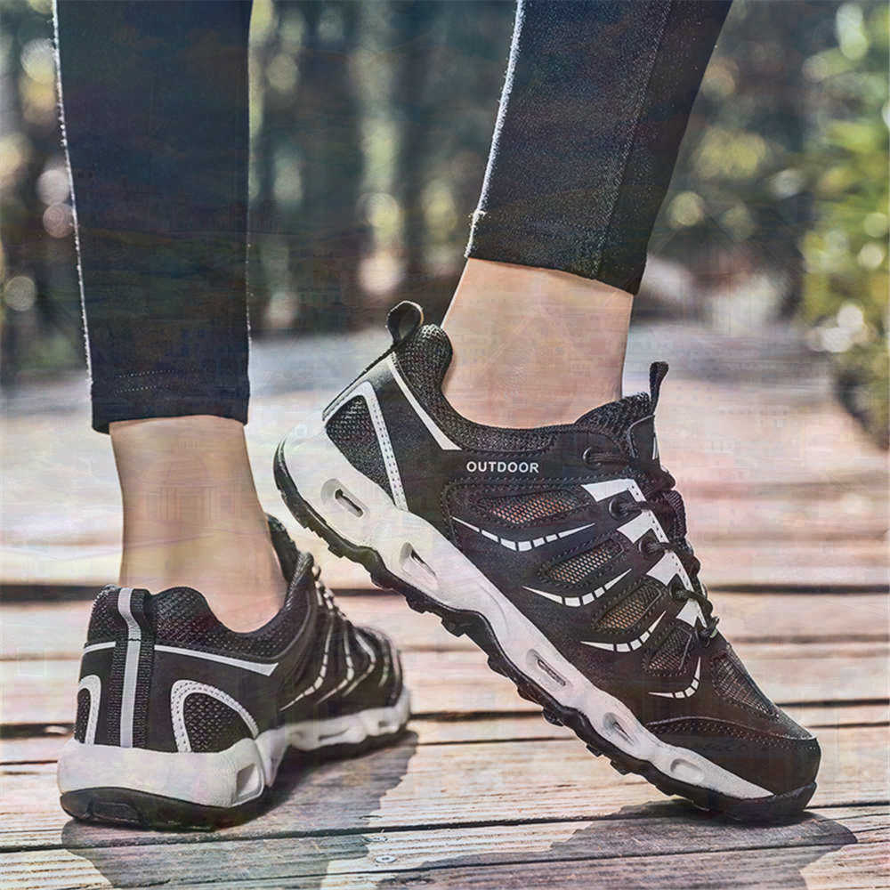 Sumer Round Tip Silver Sneaker - огляд і ціна Luxury Lifestyle Team