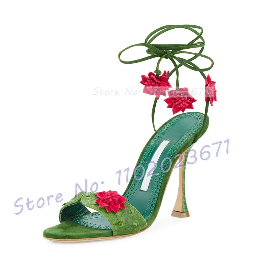 Red Flowers Lace-up Green Sand - огляд і ціна Luxury Lifestyle