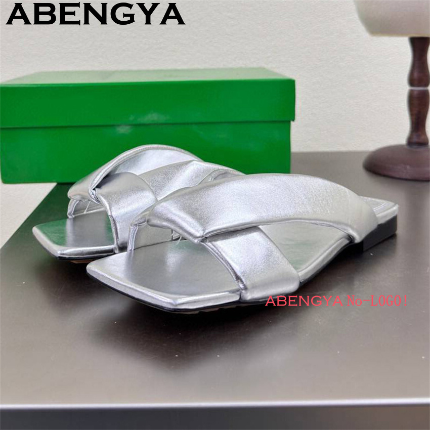 Real Leather Flat Slippers Cas - огляд і ціна Luxury Lifestyle
